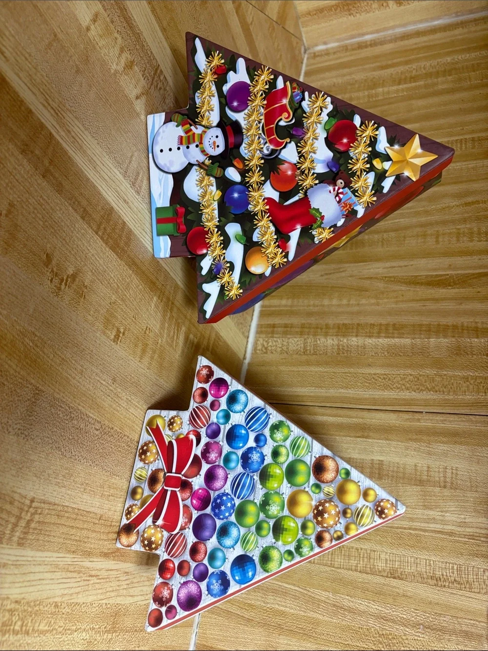 Festive Triangle Gift Boxes Set - Multi-Color Christmas Tree Design